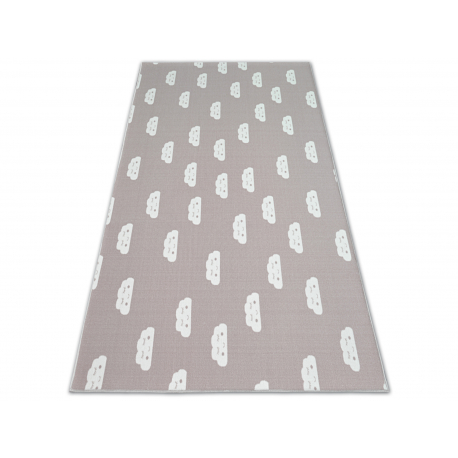 Anti-slip Fitted carpet for kids CLOUDS pink